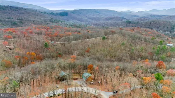 Paw Paw, WV 25434,1944 CROSSINGS VIEW RD