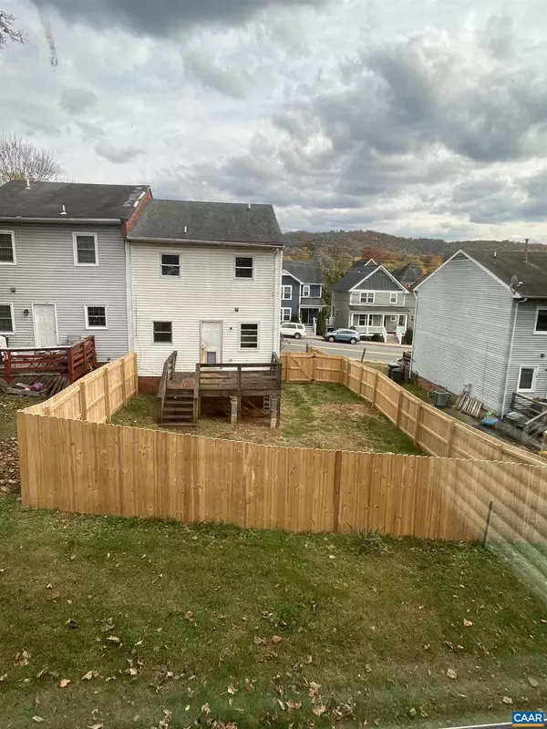 Charlottesville, VA 22902,1453 AVON ST