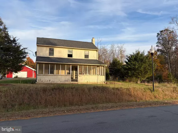 Leesburg, VA 20175,20854 THE WOODS RD