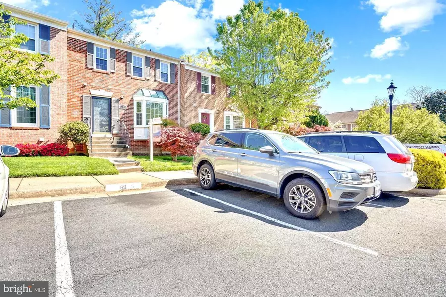 3151 BORGE ST, Oakton, VA 22124