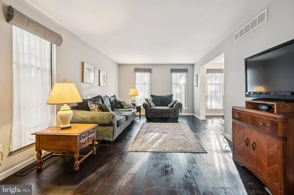 Voorhees, NJ 08043,86 WILLIAM FEATHER DR