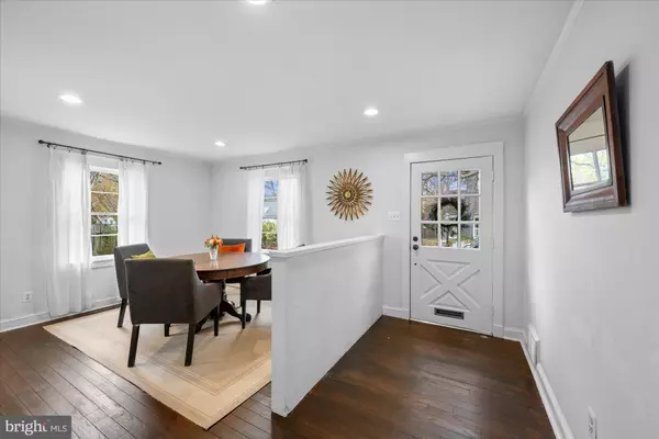 Kensington, MD 20895,3010 FAYETTE RD