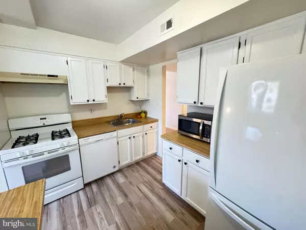 Columbia, MD 21044,5033 GREEN MOUNTAIN CIR #2