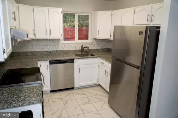 Landover, MD 20785,7710 MERRICK LN