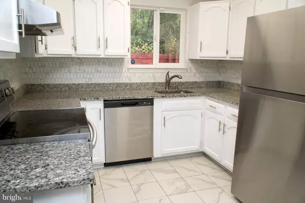 Landover, MD 20785,7710 MERRICK LN