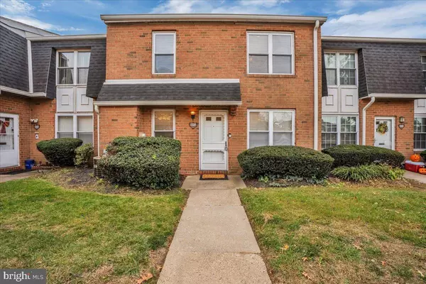 2034 HARBOUR DR, Palmyra, NJ 08065