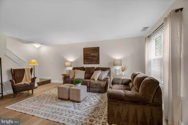 Palmyra, NJ 08065,2034 HARBOUR DR