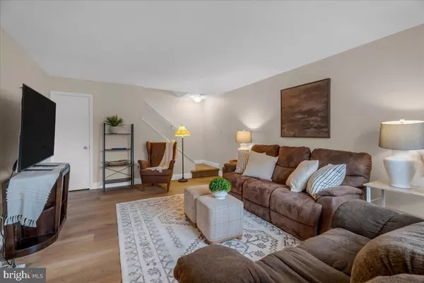 Palmyra, NJ 08065,2034 HARBOUR DR