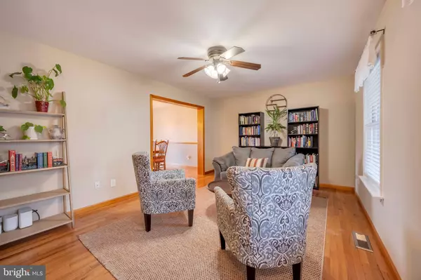 Perkasie, PA 18944,107 CHELSEA CT