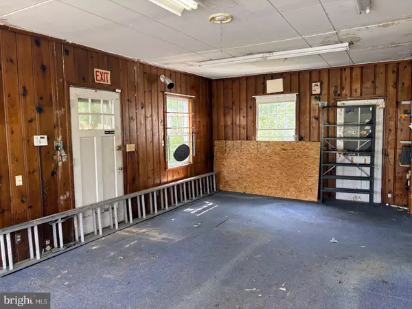 Catonsville, MD 21228,6611 BALTIMORE NATIONAL PIKE