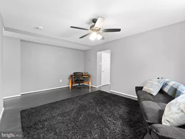 Downingtown, PA 19335,335 E LANCASTER AVE #E-5