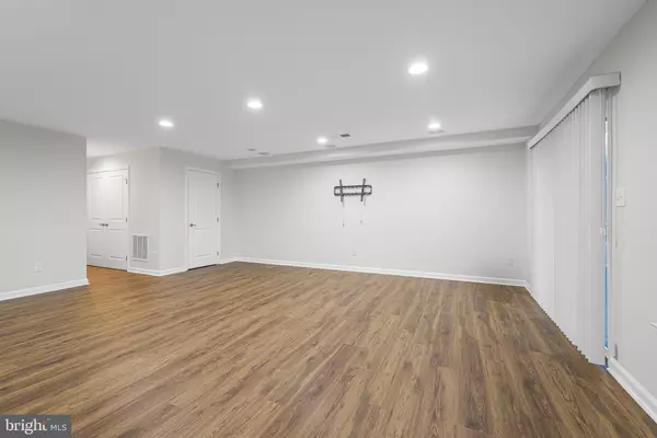 Middletown, DE 19709,409 SMEE RD