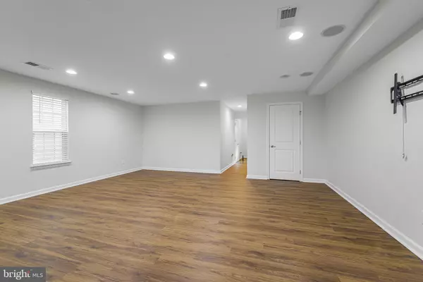 Middletown, DE 19709,409 SMEE RD