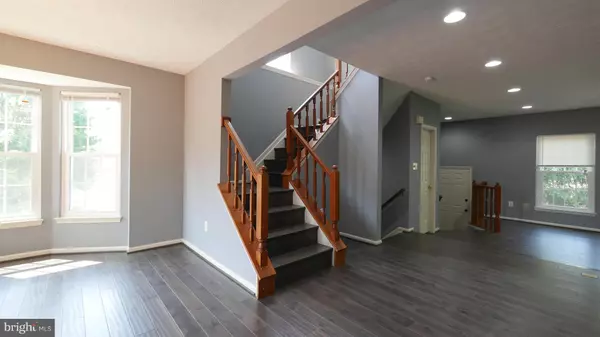 Gaithersburg, MD 20878,15 BEACON HILL WAY