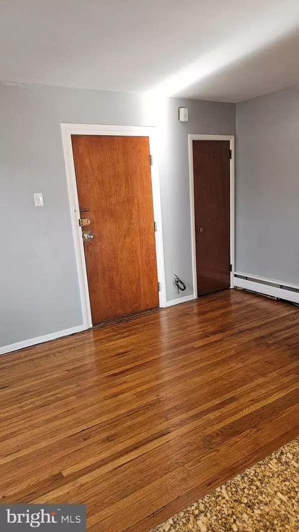 Philadelphia, PA 19111,529-31 MCKINLEY ST #A