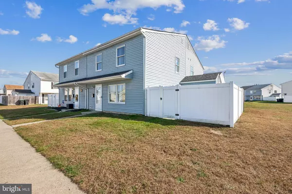 Sicklerville, NJ 08081,7 LENNOX CT