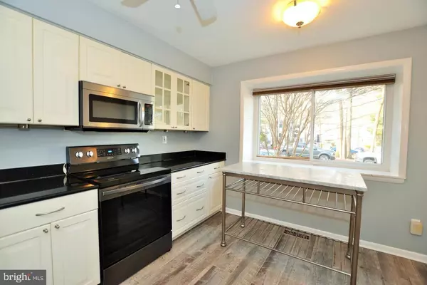 Reston, VA 20191,2369 GENERATION DR