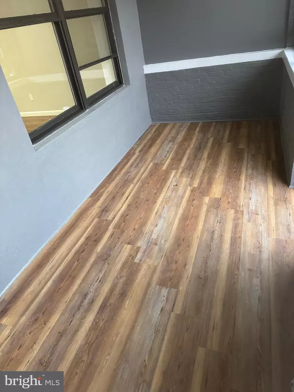 Chester, PA 19013,810 MCDOWELL AVE