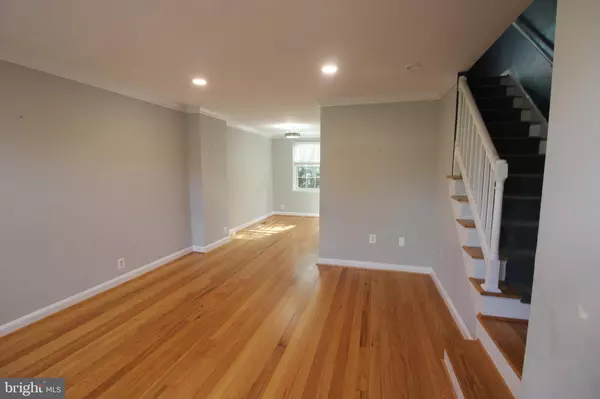 Arlington, VA 22206,4107 36TH ST S