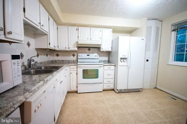 Vienna, VA 22182,7993 TYSON OAKS CIR