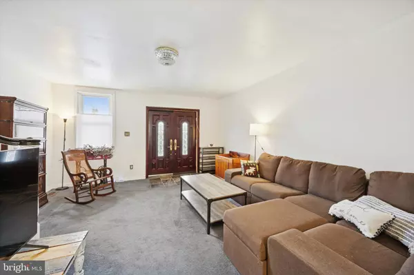 Philadelphia, PA 19141,5624 N WARNOCK ST