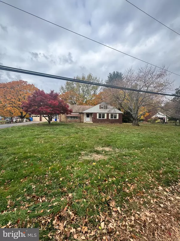 Yardley, PA 19067,1 SUNNYSIDE LN