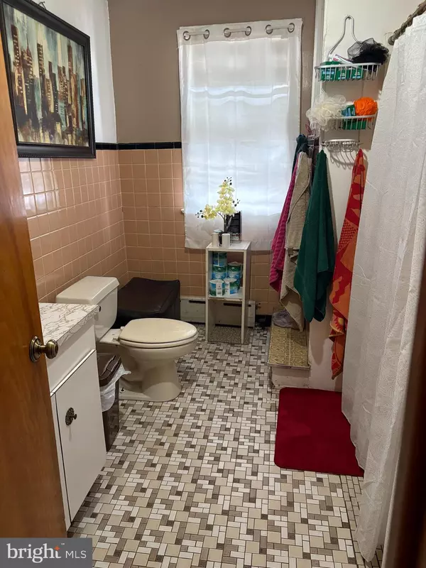 Trenton, NJ 08611,407 HUDSON ST