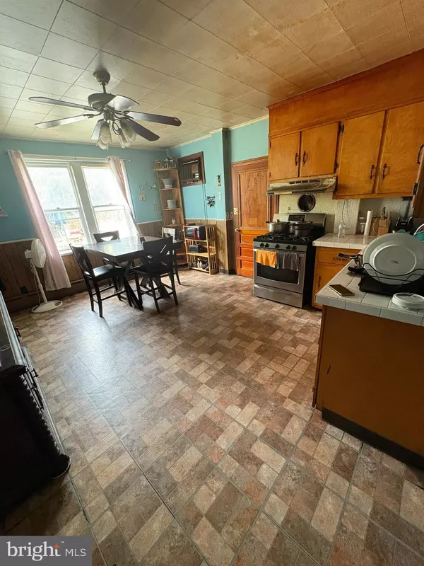 Trenton, NJ 08611,407 HUDSON ST