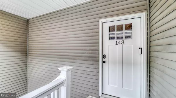 Wildwood, NJ 08260,143 E PINE AVE