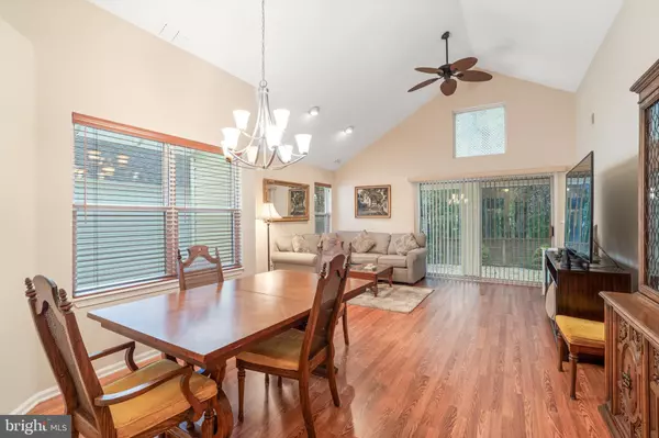 Manahawkin, NJ 08050,96 DEERFIELD DR