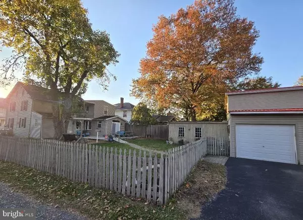 Manheim, PA 17545,57 N CHARLOTTE ST