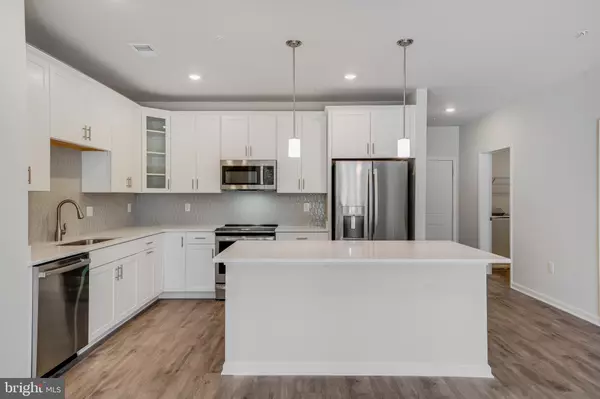 Bowie, MD 20720,4003 SEASIDE ALDER RD #0409 - LILAC