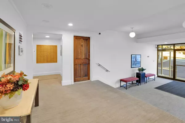 Silver Spring, MD 20910,2100 WASHINGTON AVE #2B