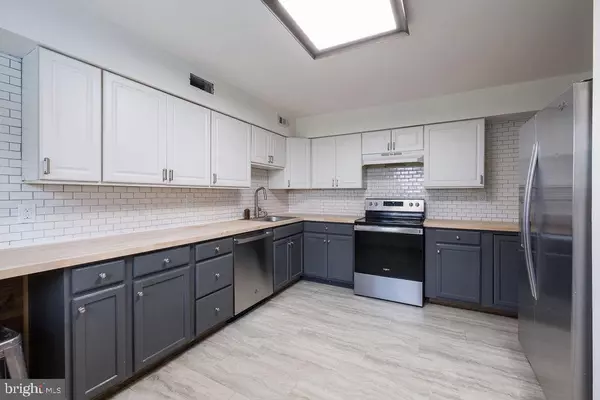 Royersford, PA 19468,5 FORDS EDGE