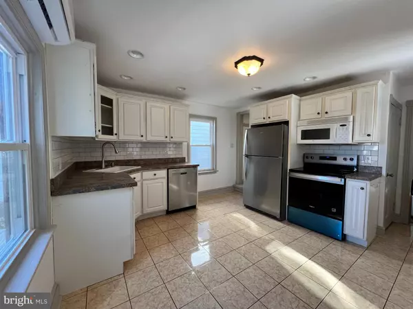 Blandon, PA 19510,14 GROVE RD