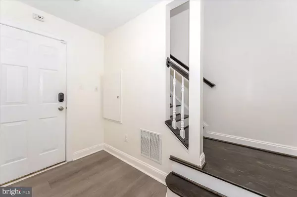 Gaithersburg, MD 20877,593 CEDAR SPRING ST