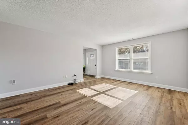 Pennsauken, NJ 08109,8337 HERBERT AVE