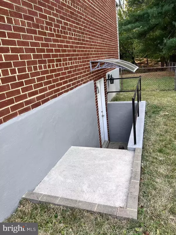 Rockville, MD 20853,4106 SOUTHEND RD