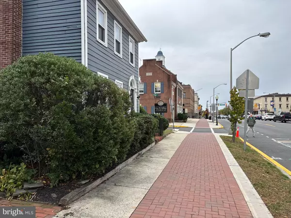 Woodbury, NJ 08096,30 N BROAD ST