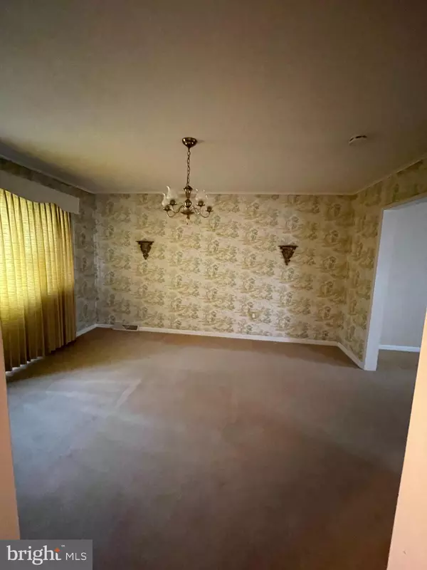 Reading, PA 19611,435 SYCAMORE RD