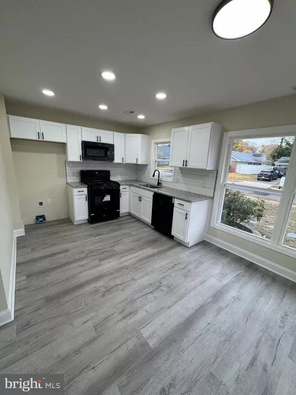 Willingboro, NJ 08046,11 BUXMONT LN