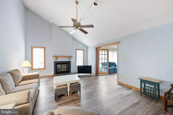 Rehoboth Beach, DE 19971,37467 BURTON CT