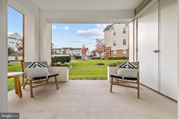 Ashburn, VA 20148,23271 SOUTHDOWN MANOR TER #108