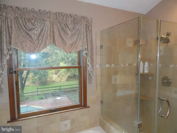 Mount Laurel, NJ 08054,13 MARCY CT