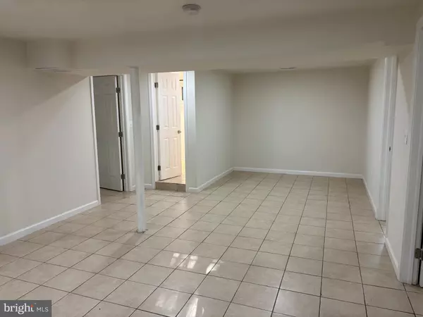 Suitland, MD 20746,4421 RIDGECREST DR