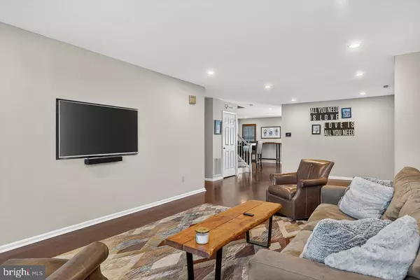 Mount Laurel, NJ 08054,53 SAW MILL DR