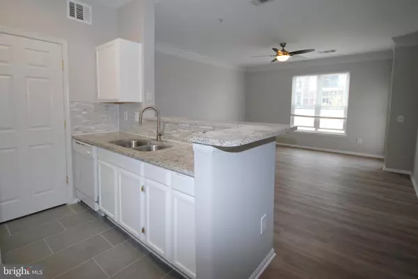 Mclean, VA 22102,1571 SPRING GATE DR #6209