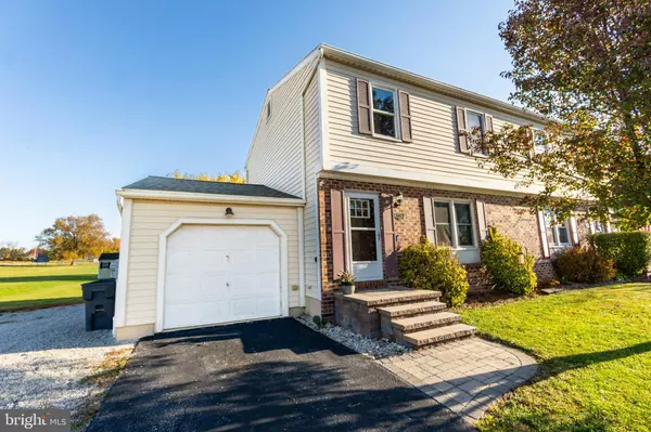 370-B N BLETTNER AVE, Hanover, PA 17331