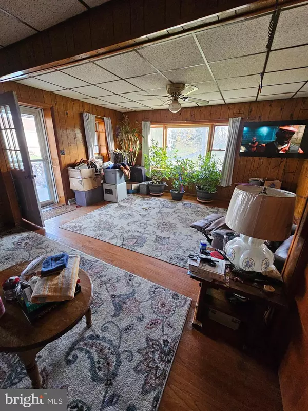 Mountain Lake Park, MD 21550,204 E ST