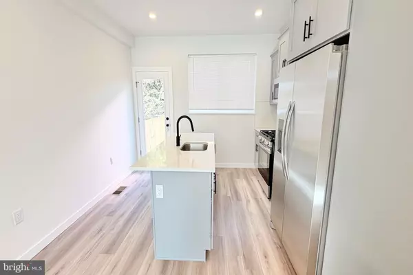 Philadelphia, PA 19146,3221 LATONA ST